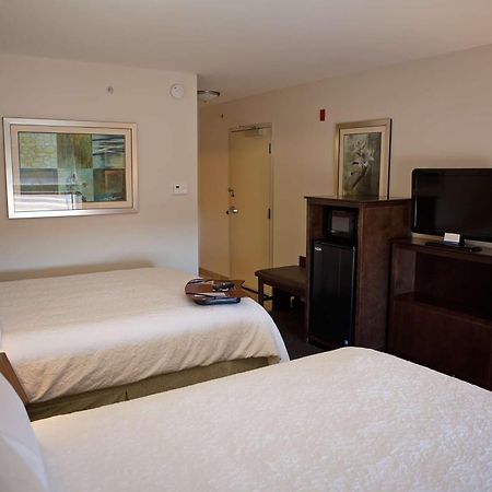 Hampton Inn Colby Esterno foto