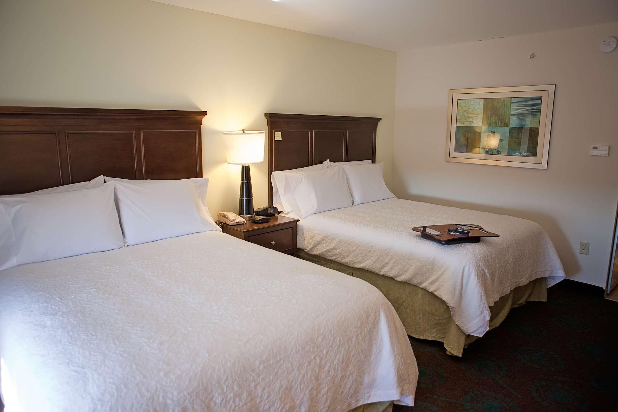 Hampton Inn Colby Esterno foto